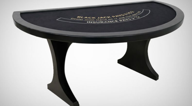 Mesa para Estúdio de Cassino Online